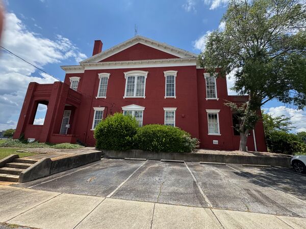 Historic Courthouse exterior photo 07