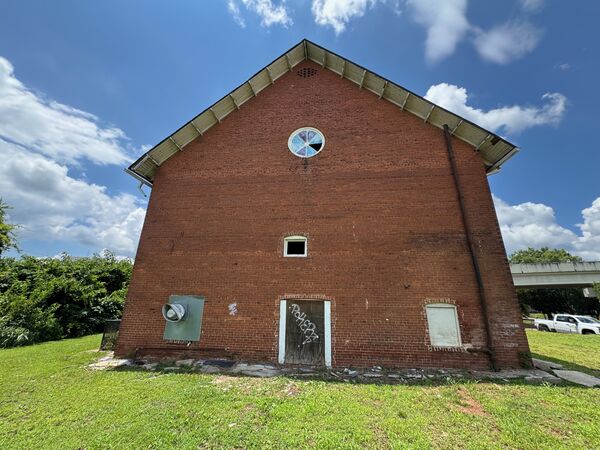 Heck Chapel exterior photo 03