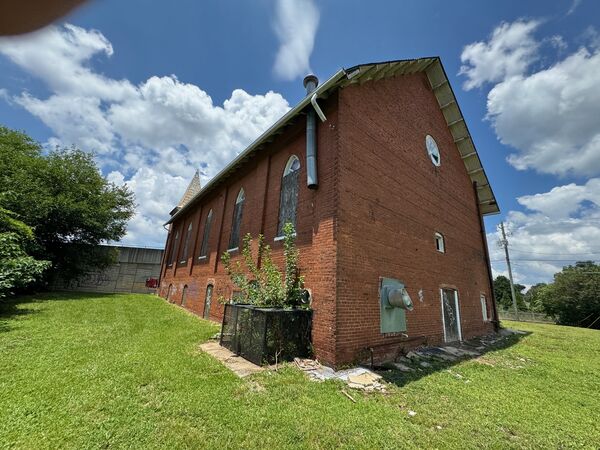 Heck Chapel exterior photo 04