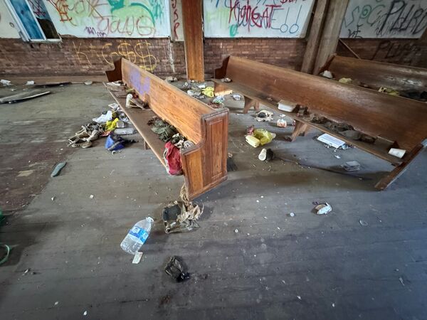 Heck Chapel interior photo 23